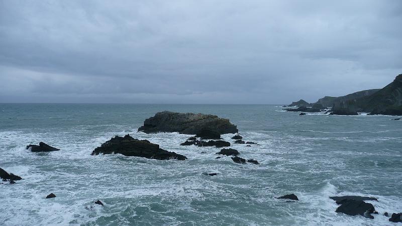 P1000948- Mer agitee a Hartland quay.JPG - Mer agitée à Hartland quay